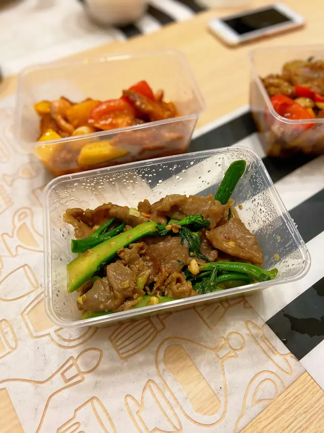 沙嗲牛肉炒芥蘭