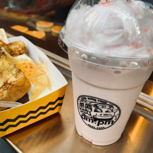 草莓3.6牛乳奶昔