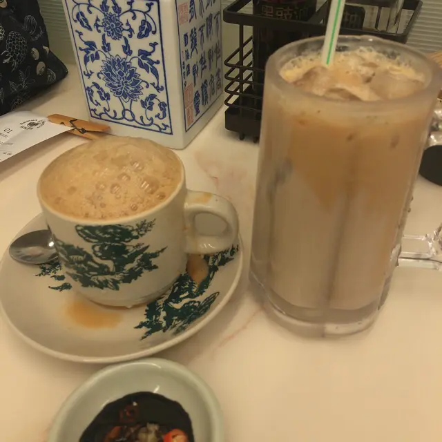 唔太厚身但茶味濃，配濃味食物啱啱好，如果太厚身就too  much喇