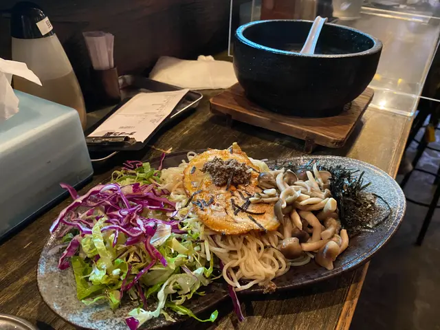 熔岩白松露豚骨沾麵