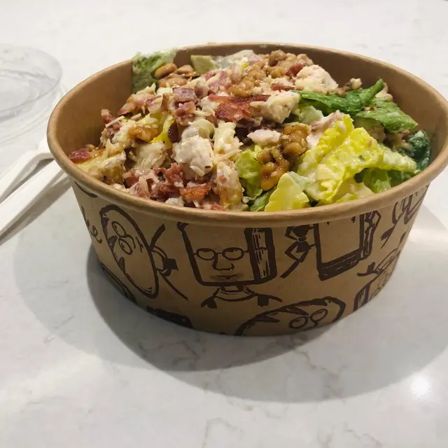 Power Caesar - Herb Chicken / Romaine / Lettuce / Italian sundried Tomato / Roasted Potato / Parmesan / Bacon / Walnut / Caesar Dressing