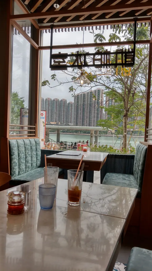 向海的餐桌,只有3張
