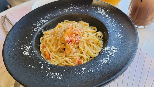 龍蝦汁蟹肉龍蝦肉意粉