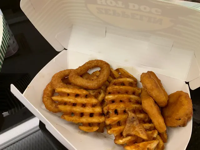 飛船小食杯