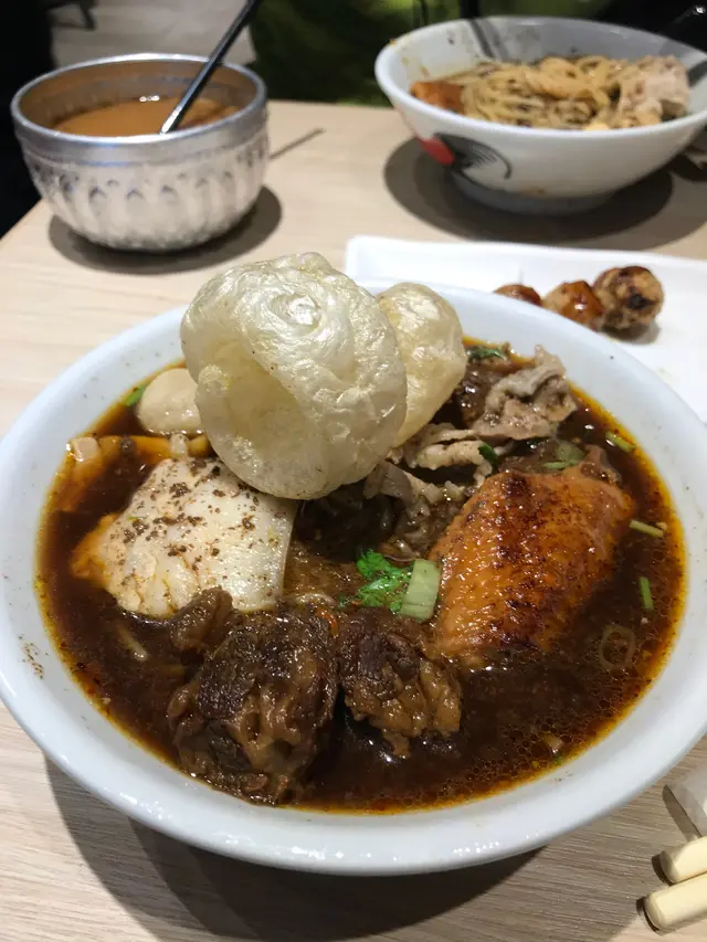 船麵(轉金邊粉)