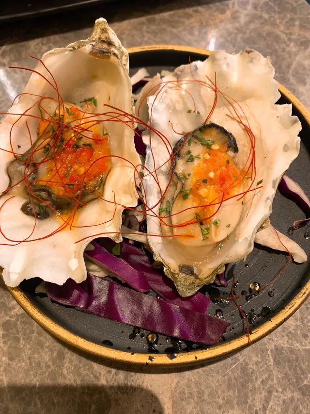 燒美國生蠔配泰式辣汁