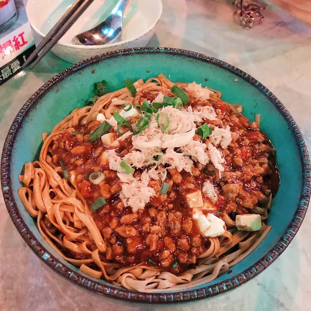 蟹肉麻婆豆腐撈麵