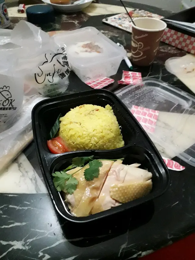 招牌去骨海南雞飯
