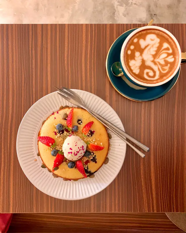 Hotcakes  &  Latte