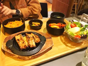 韩式烧猪肋骨定食