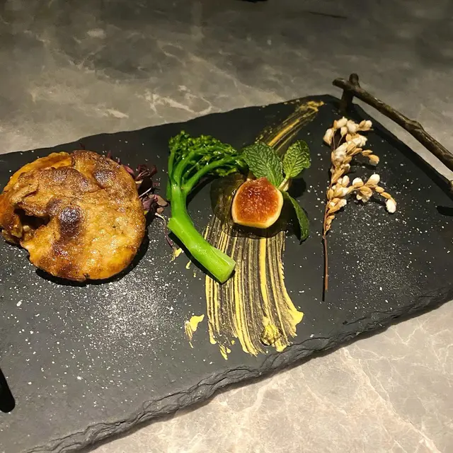 香煎鵝肝配無花果醬