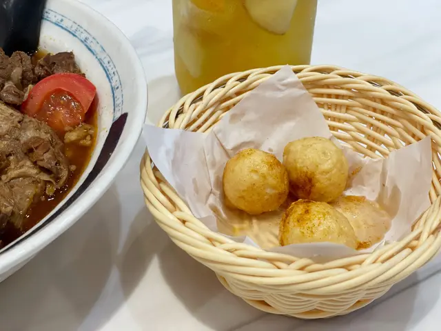 鹽酥花枝丸