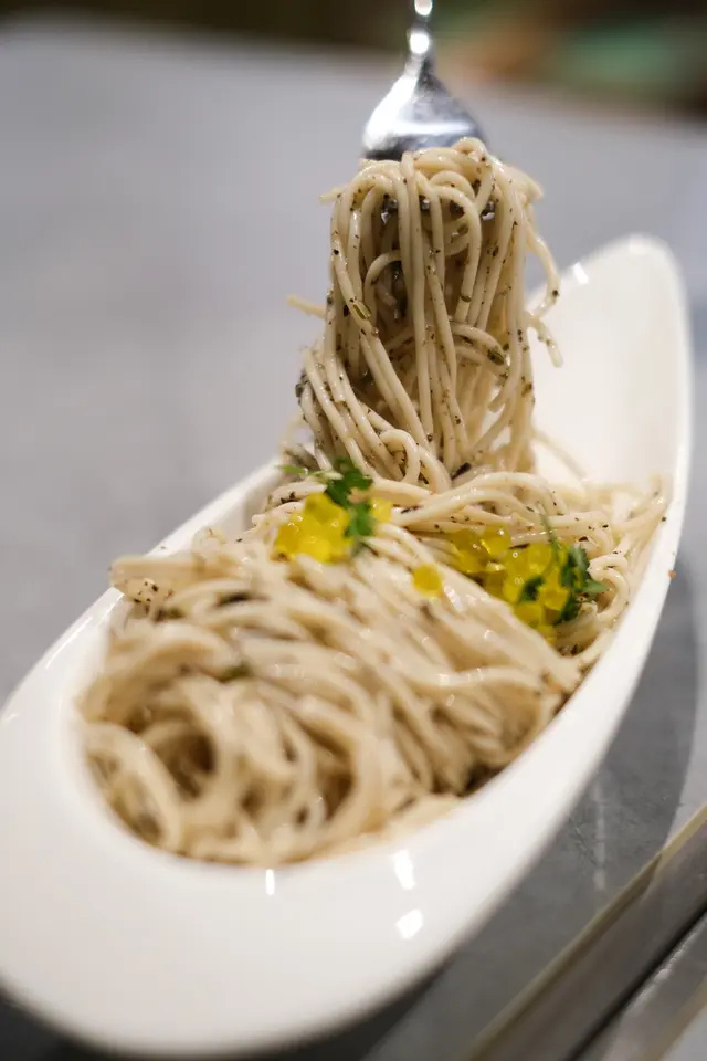 昆布天使麵配欖油爆珠