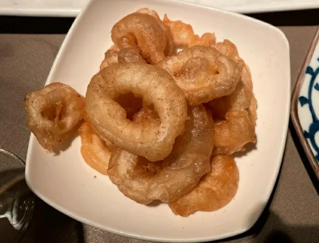 椒鹽鮮魷送酒一流😋👍