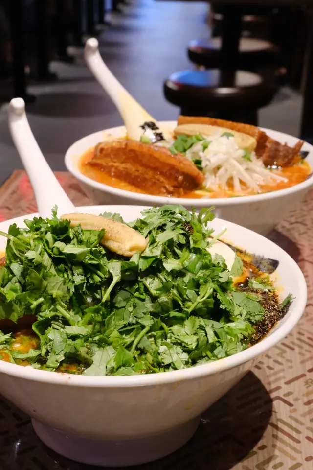 莞荽辣麻味噌拉麵