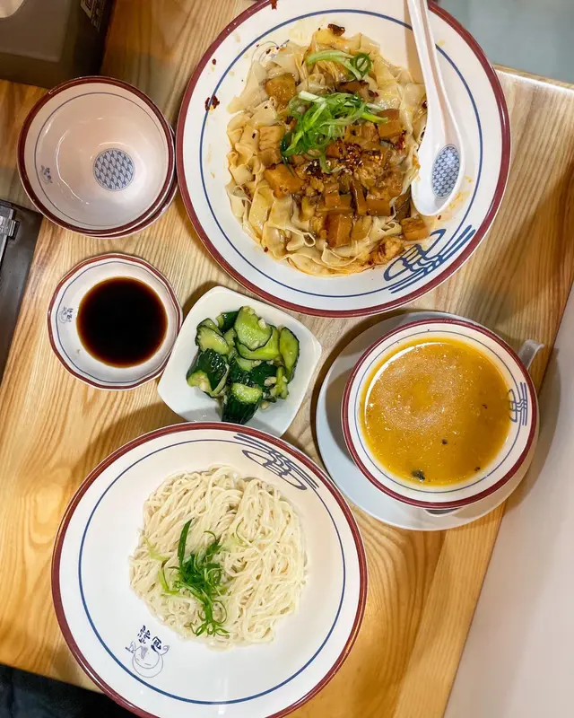 油潑辣子魯肉Biang Biang麵