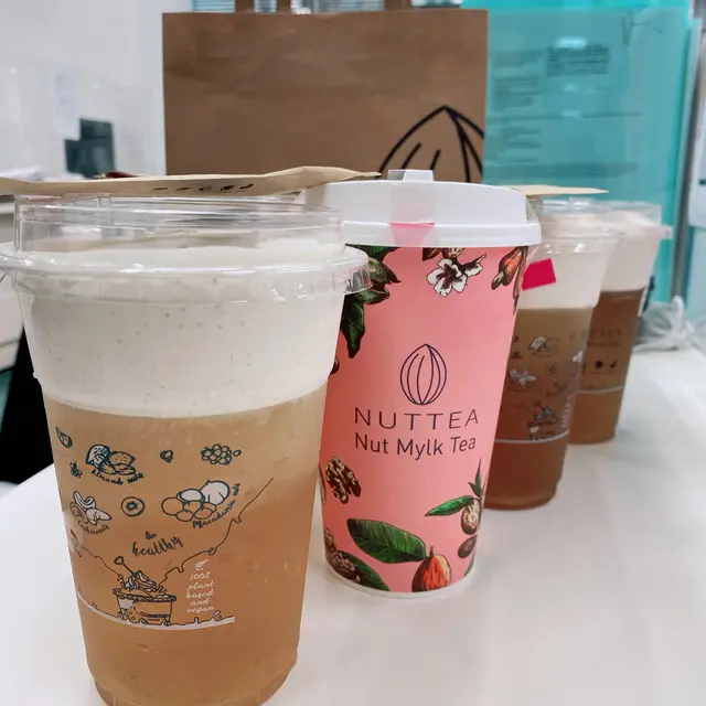 四季春堅果奶蓋茶