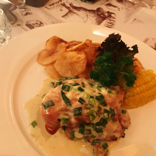Pollo Al Verdeo Con Papas A La Espanola