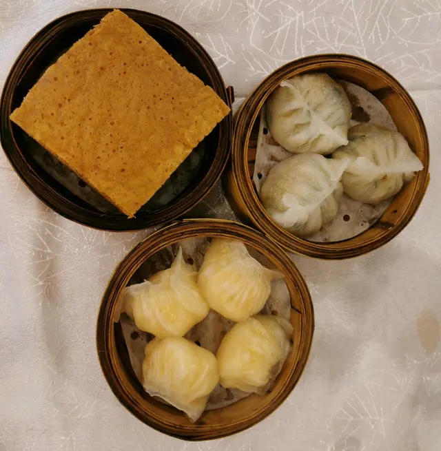馬拉糕, 潮州粉果&蝦餃