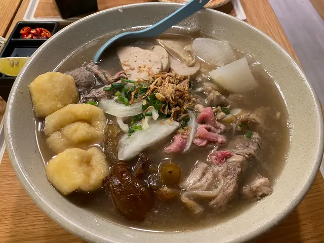 一碗可以兩個人食，超級足料！食材新鮮！