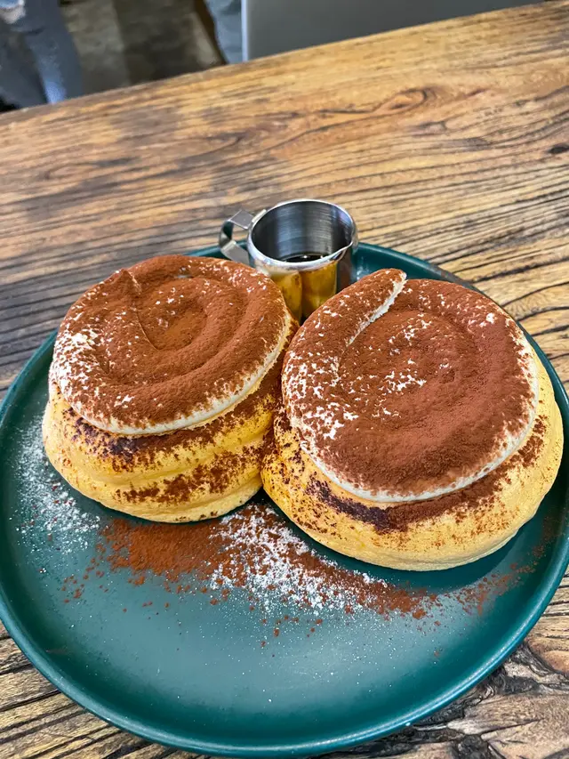 提拉米蘇梳乎厘班戟