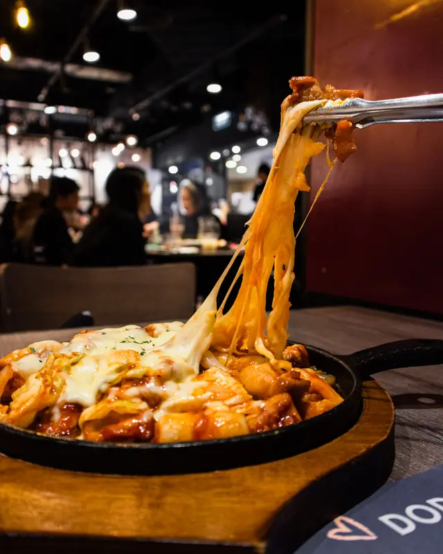 招牌甜辣芝士無骨烤雞