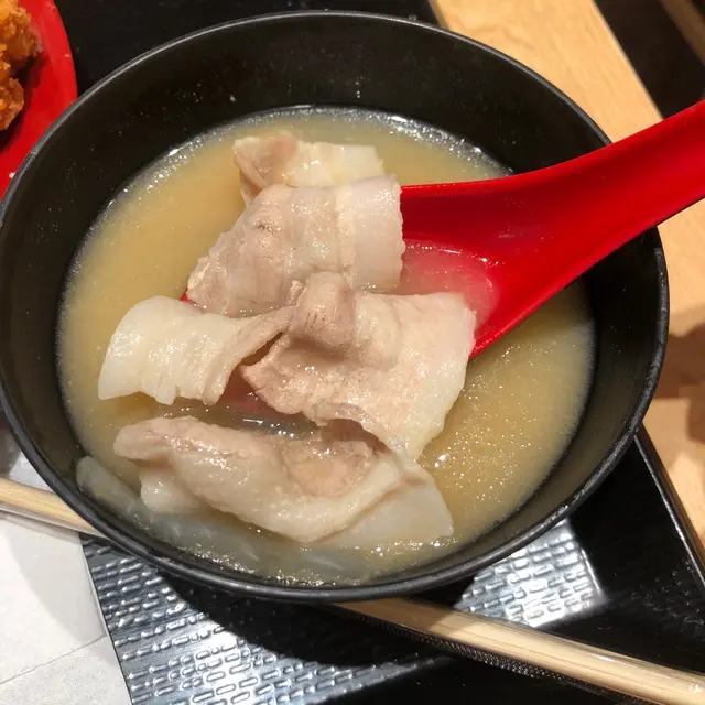 野菜豚肉湯