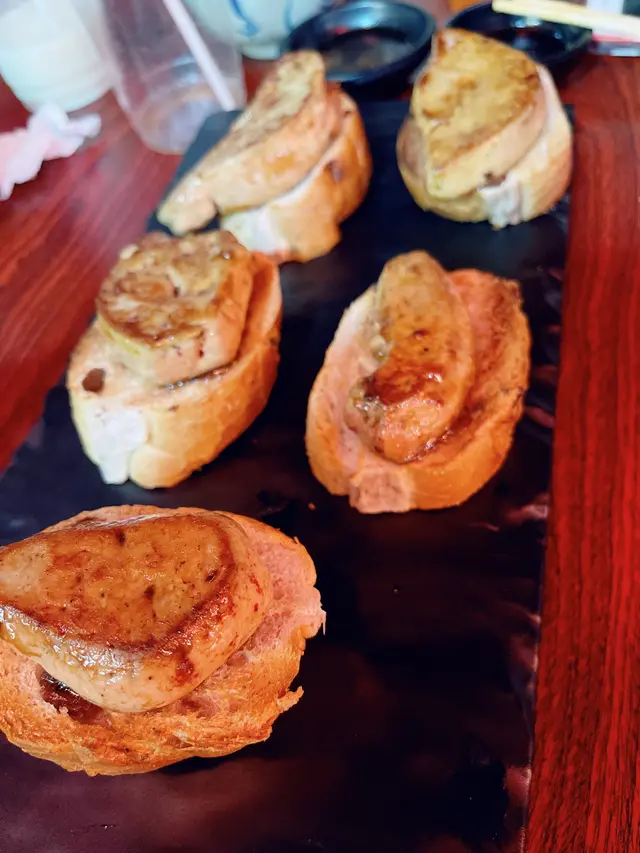 鵝肝外脆內軟是常識，但重點係塊包！