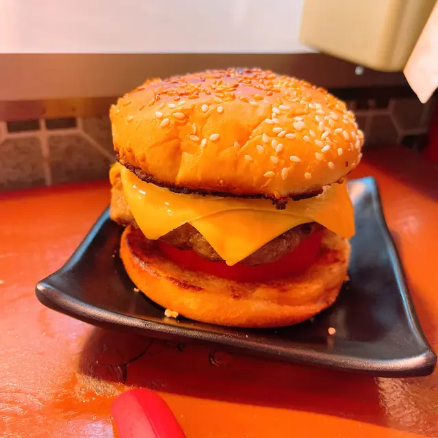 神秘菜單，雖然牛堡不是什麼新鮮牛，但煮的時間剛剛令塊雪牛活化