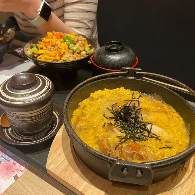 滑蛋雞肉定食(轉饅魚炒飯)