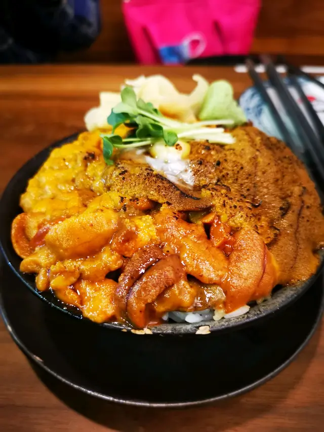 有韓國紫海膽、加拿大海膽及北海道馬糞海膽，各有特色