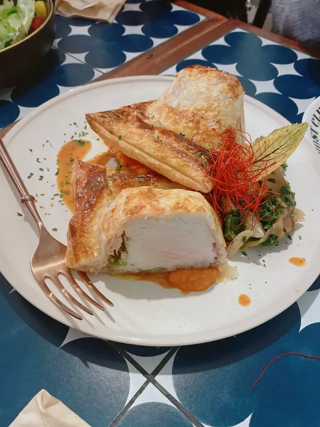 必點！酥脆既酥皮包住嫰滑魚肉！