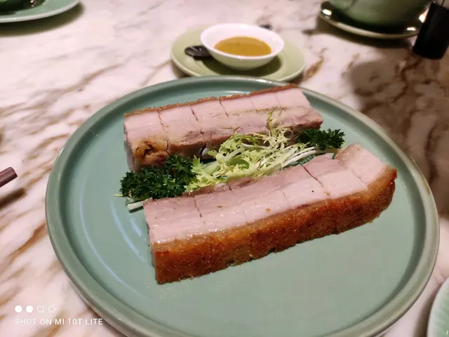脆皮燒腩仔