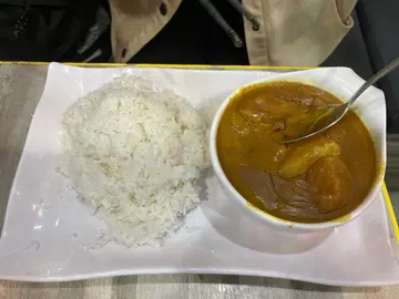 咖哩牛肉飯