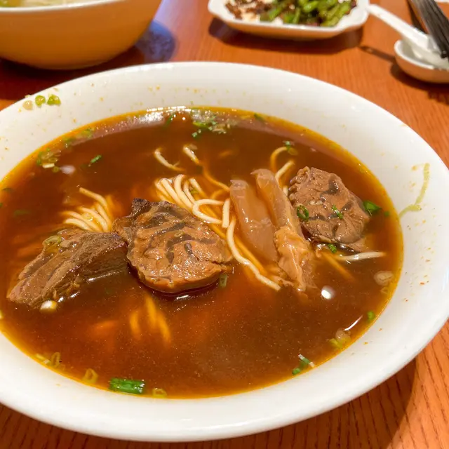 台式紅燒牛肉麵