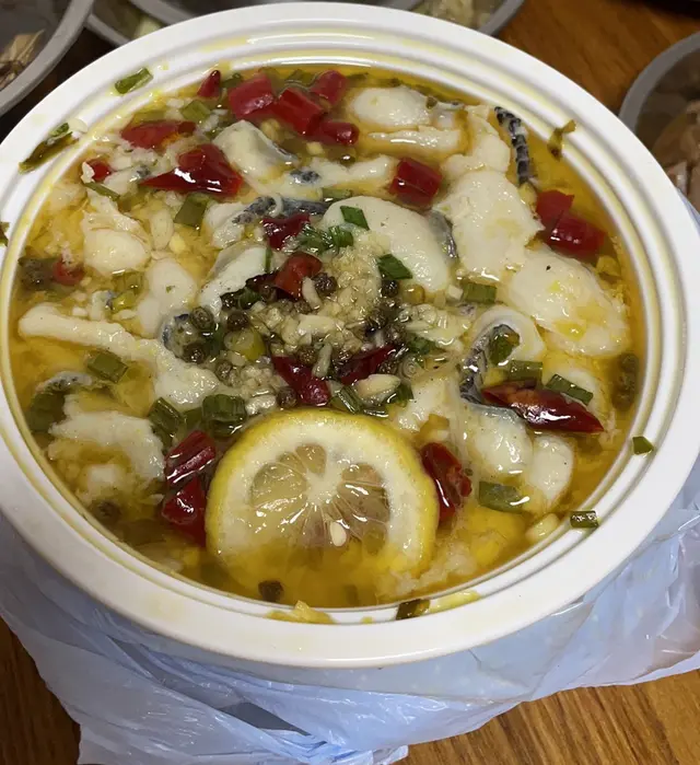 老壇酸菜魚