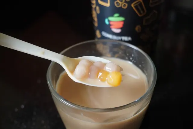 厚奶烏龍小芋Q
