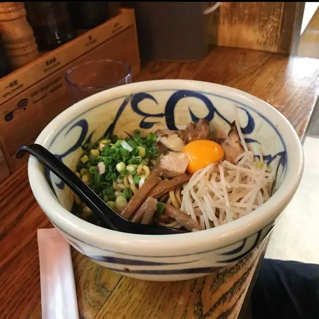 帆立貝油·麵（中環限定）