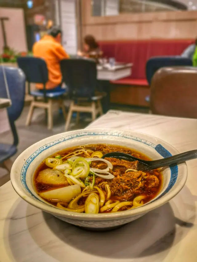 台灣苗粟香辣牛肉麵