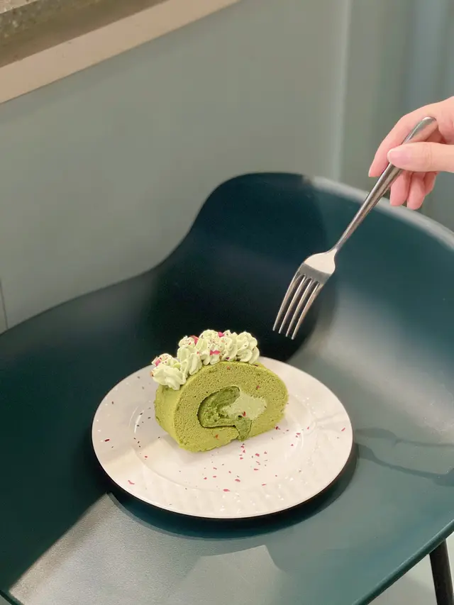 山茶花抹茶麻糬卷