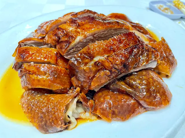 堅係以為自己食緊隔夜燒鵝