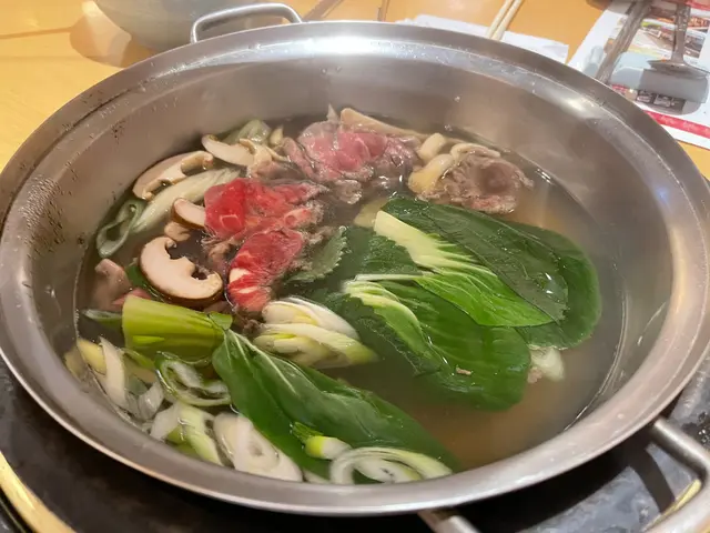 鱗牛肉鍋自製麵