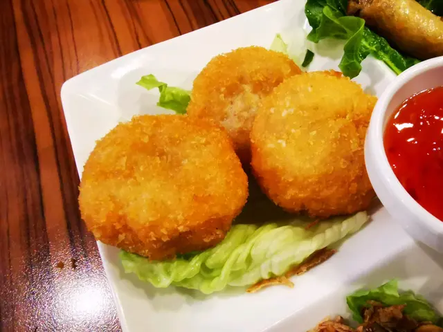 蝦餅很香脆,蝦肉鮮味