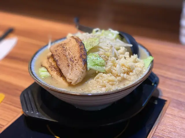野菜山拉麵