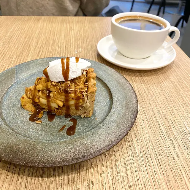 海鹽焦糖蘋果烤酥批