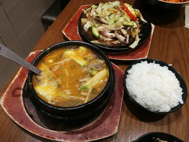 大醬豚肉粉絲鍋