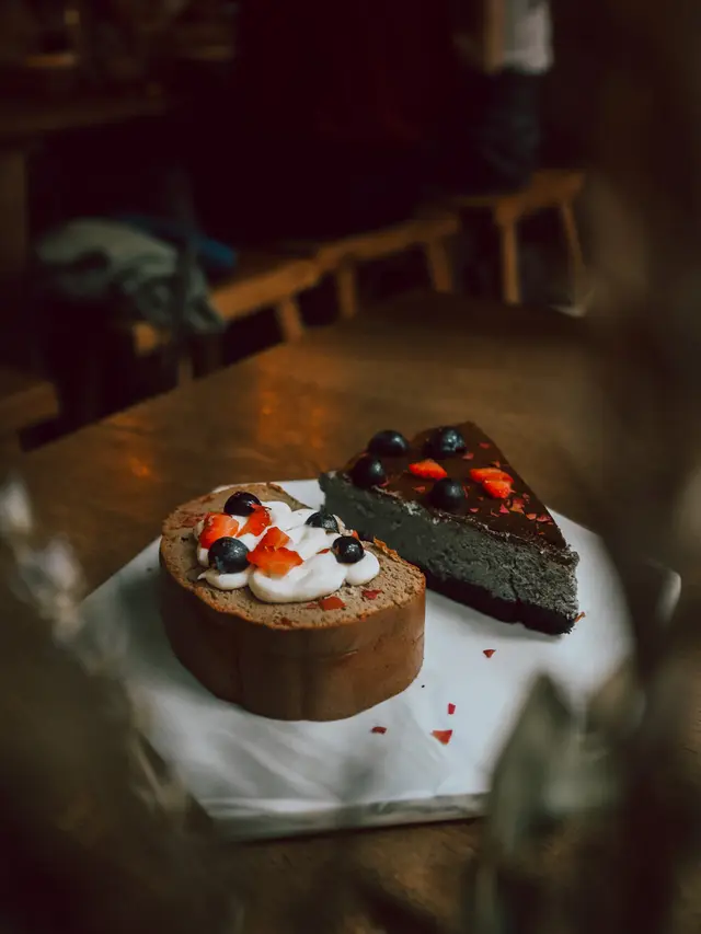 生酮芝麻巴斯克芝士蛋糕