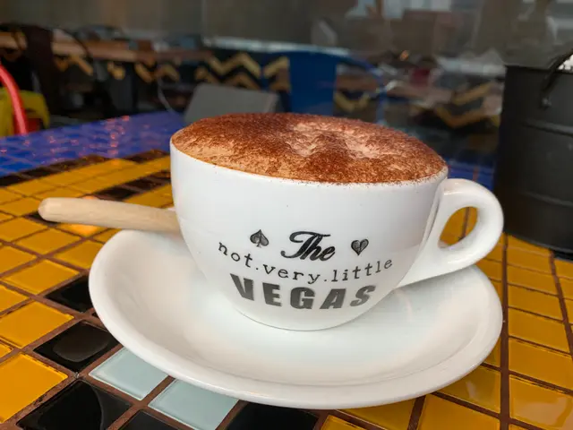 鮮奶咖啡