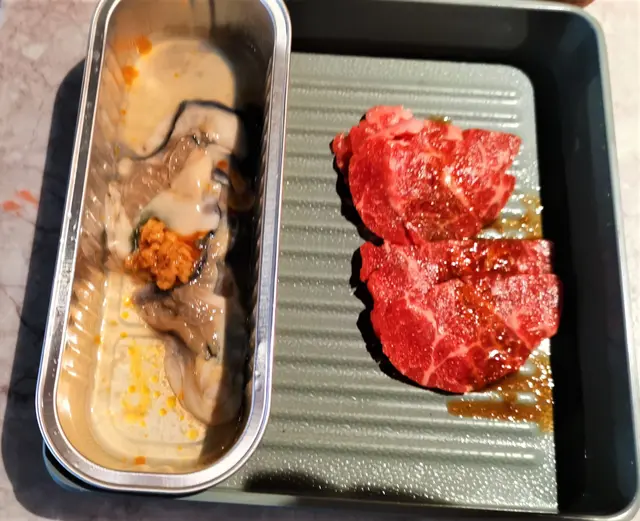 沙爹燒廣島蠔及原味與韓風醬油牛板腱