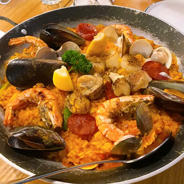 西班牙海鮮炒飯